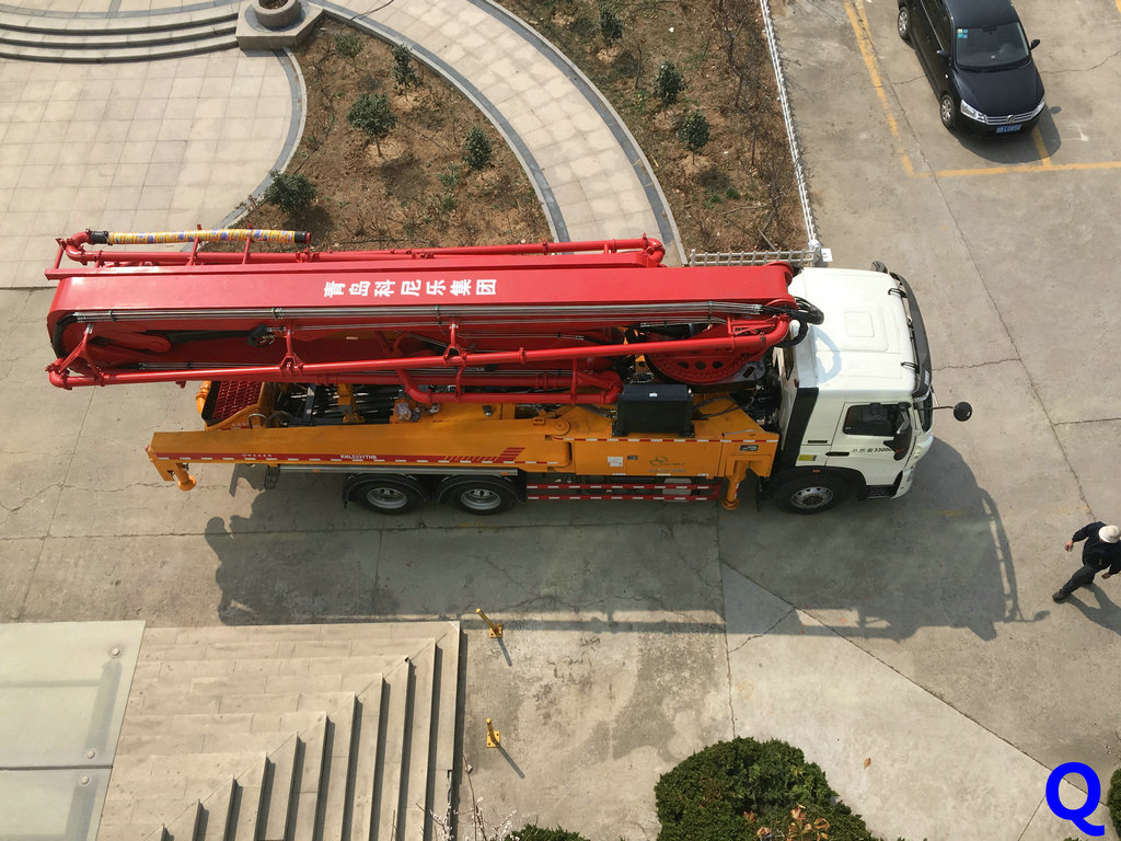 小型混凝土泵車，科尼樂小型泵車，天泵，混凝土泵車，
