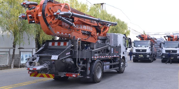 建設農(nóng)村與小型泵車，是密不可分的